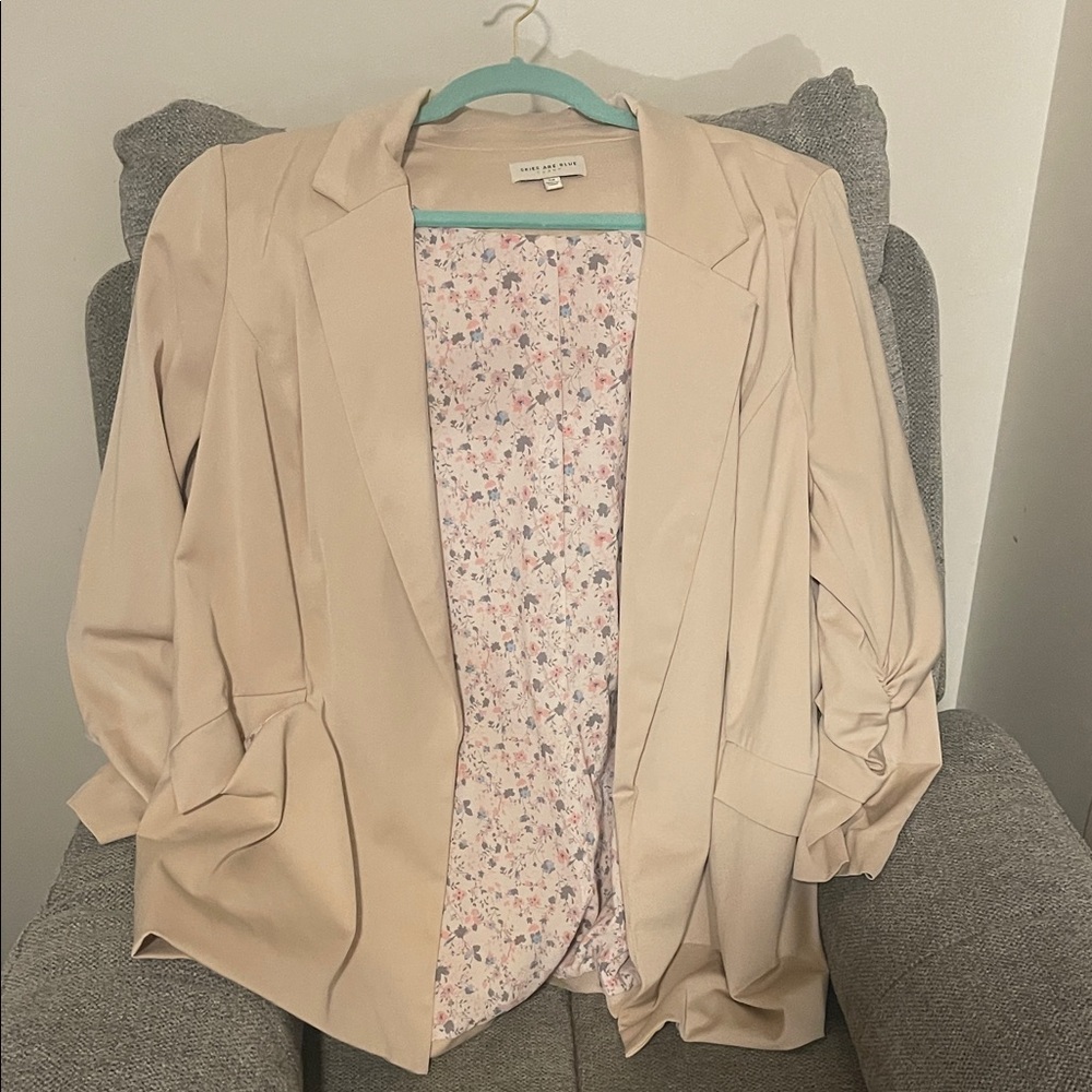 Skies Are Blue Cream Blazer with Floral Lining